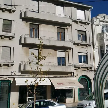 Cagareus Apartman Aveiro